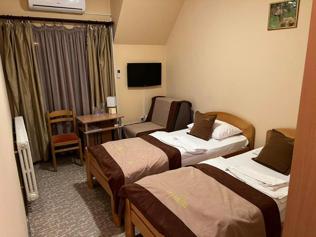 Hotel Dva Goluba Pale Exteriér fotografie